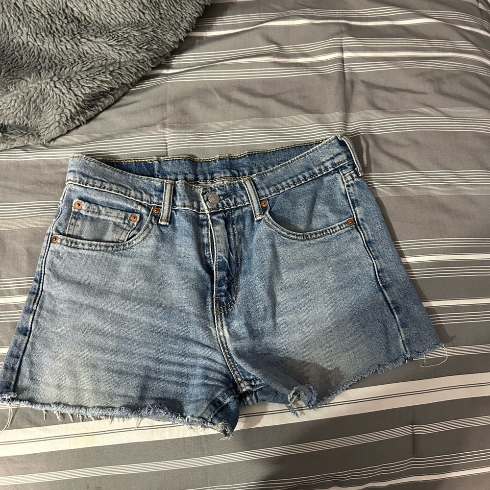 Levi’s shorts